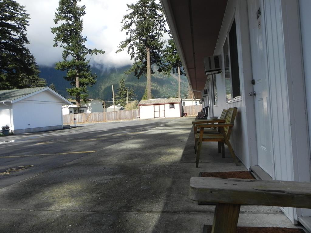Skagit Motel Hope Exteriör bild