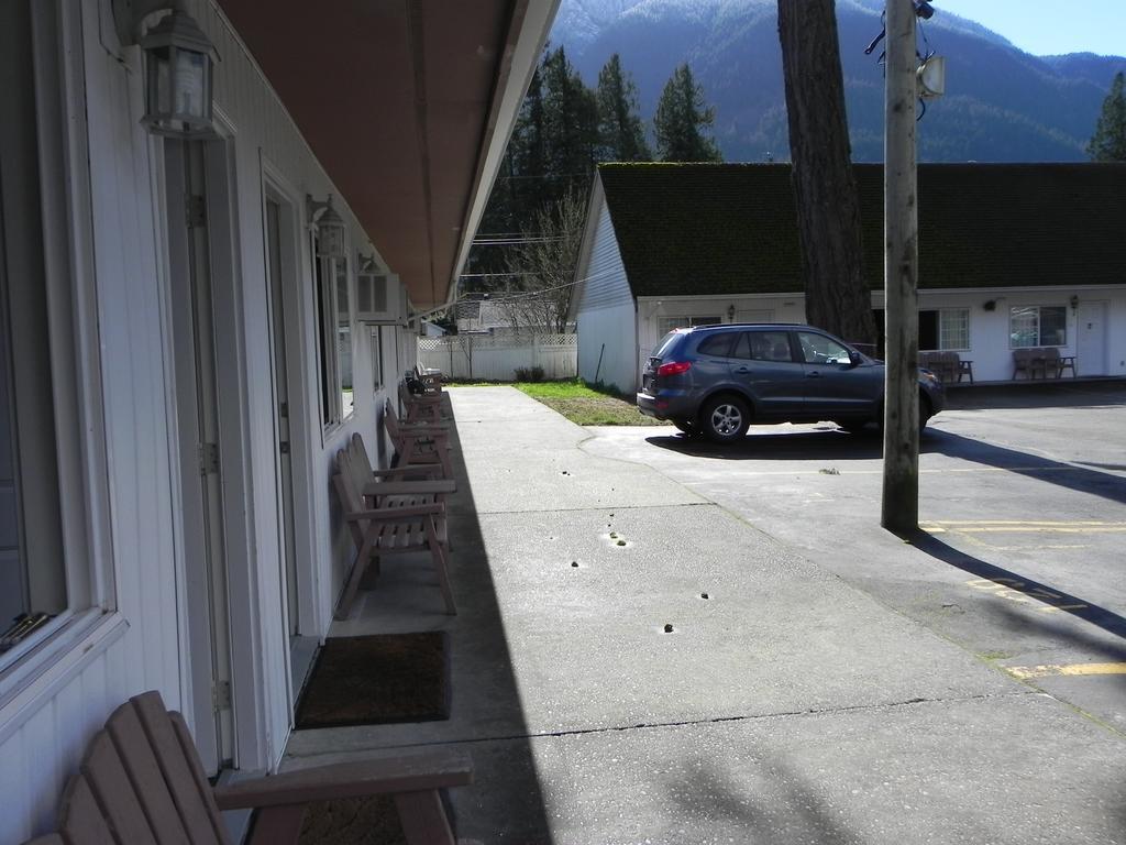Skagit Motel Hope Exteriör bild